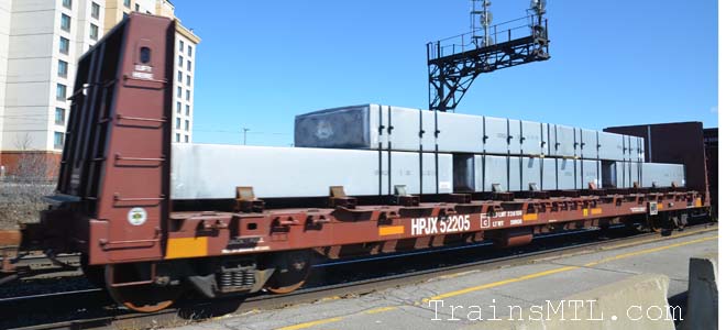 Car/wagon HPJX52205 with load left side / avec charge coté gauche